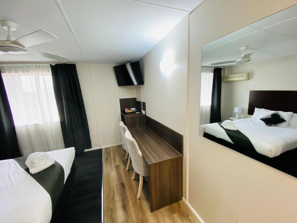 Nowra Motor Inn Bagian luar foto
