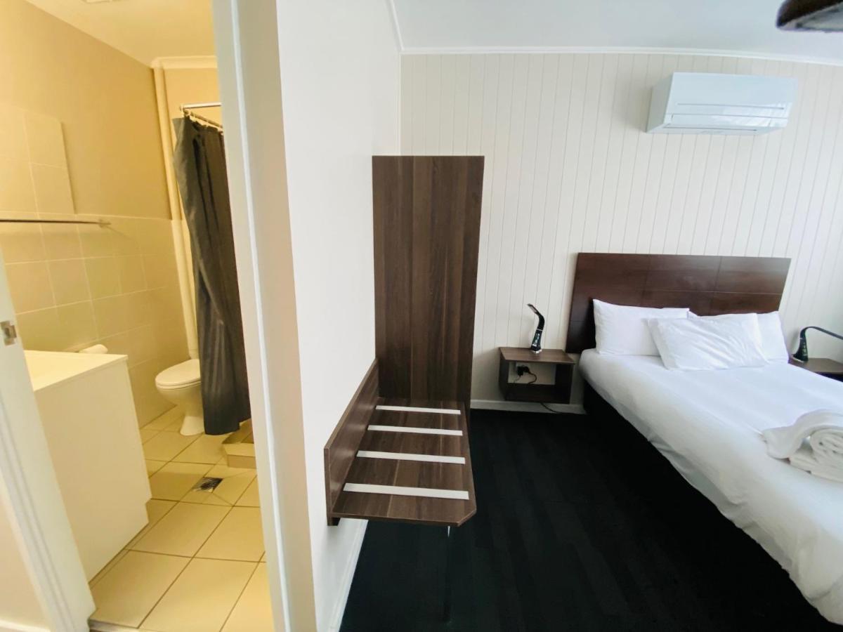Nowra Motor Inn Bagian luar foto
