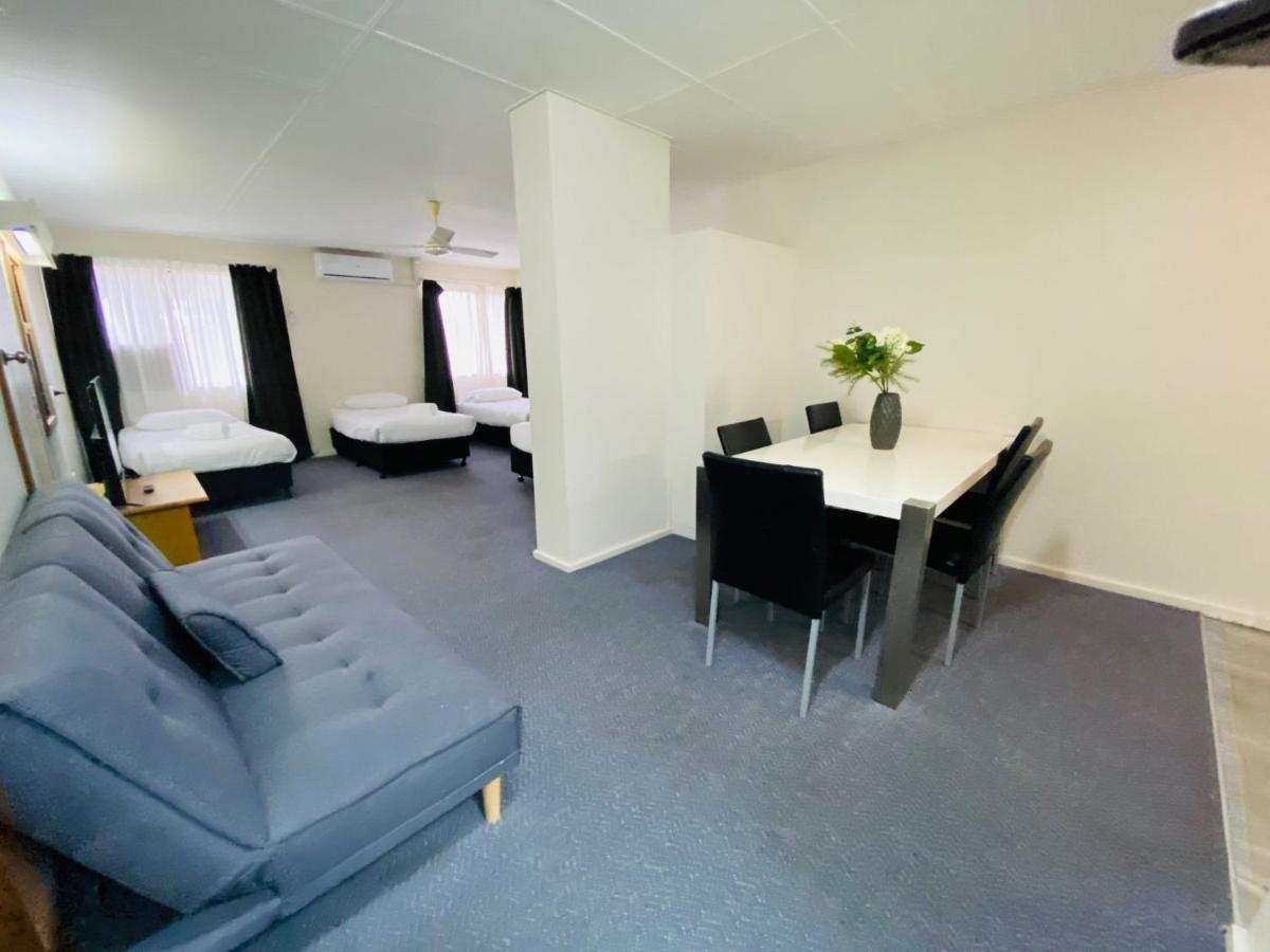 Nowra Motor Inn Bagian luar foto