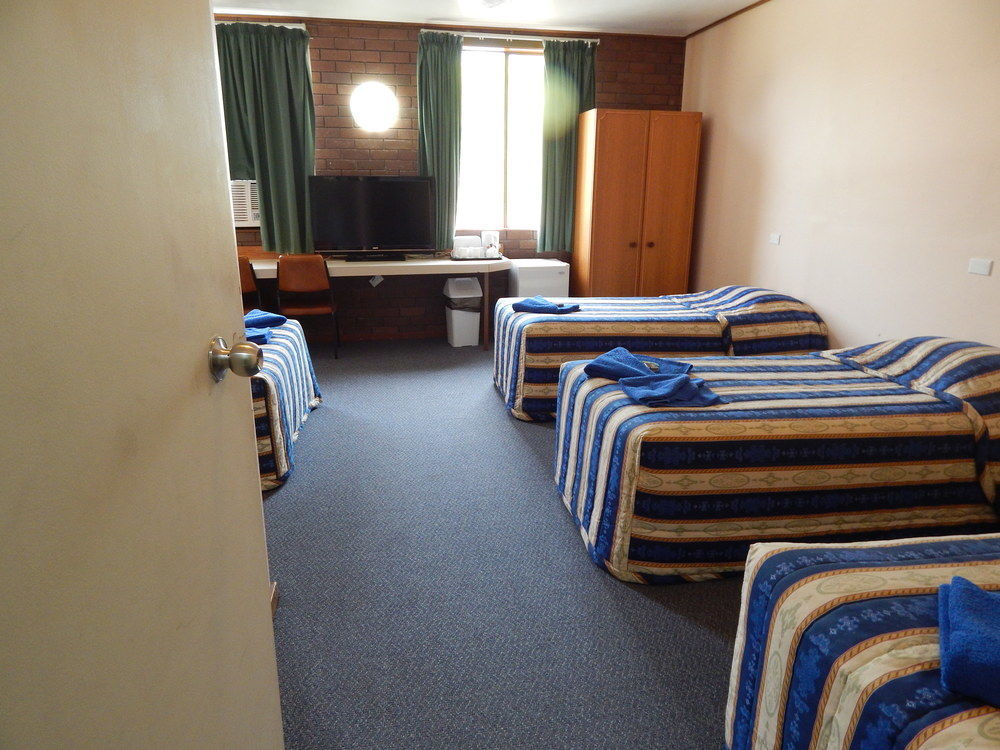 Nowra Motor Inn Bagian luar foto
